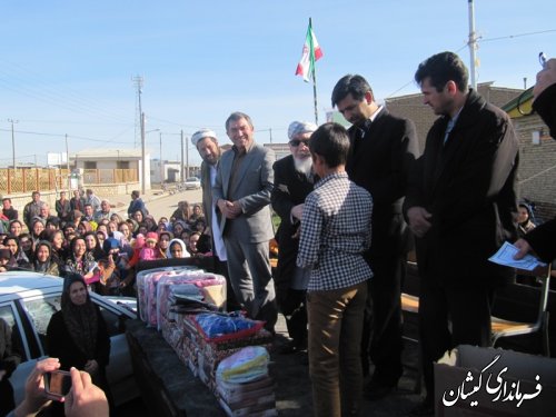 همایش پیاده روی خانوادگی درروستای قلعه جیق شهرستان گمیشان برگزار شد