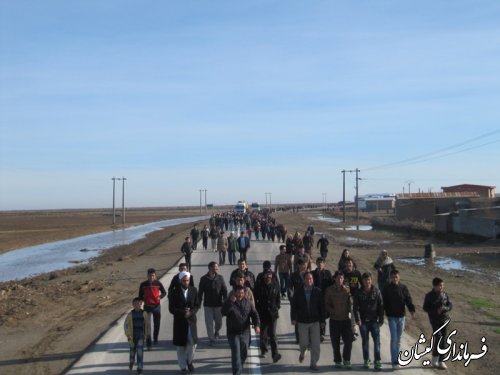 همایش پیاده روی خانوادگی درروستای قلعه جیق شهرستان گمیشان برگزار شد