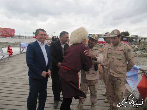 بازدید فرماندار گمیشان از کمپ مسافران نوروزی پاسگاه دریابانی شهرستان گمیشان و ترکمن