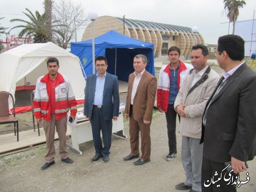 بازدید فرماندار گمیشان از راهنمای کمپ مسافران نوروزی در شهرستان گمیشان