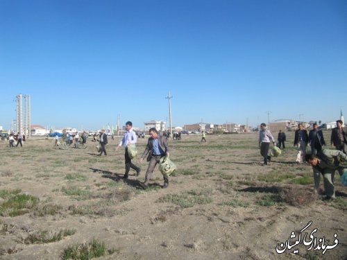 مراسم روز زمین پاک با حضور فرماندار گمیشان برگزار شد