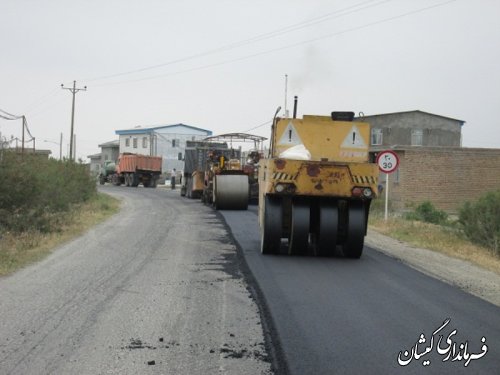 آغاز عملیات روکش آسفالت  روستای خواجه نفس به چارقلی