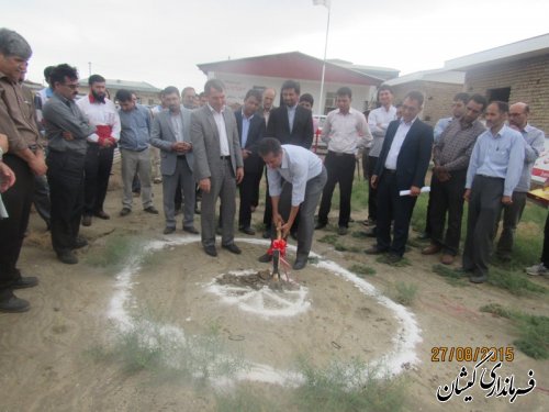 کلنگ زنی 3 واحد مسکونی مدد جو در شهرستان گمیشان