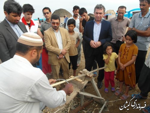 فرماندار گمیشان از غرفه های برتر نمایشگاه فرهنگ ترکمن ساحل چارقلی تجلیل کرد