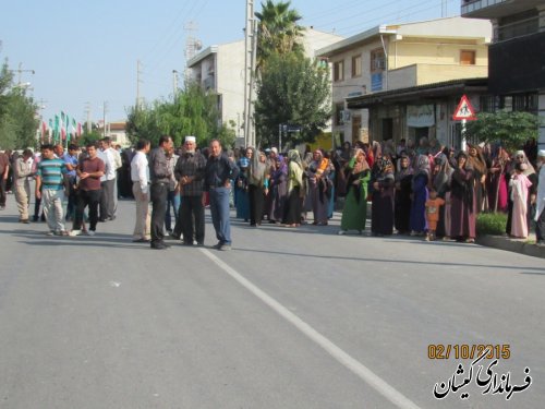 فرماندار گمیشان در جمع استقبال پرشور مردم گمیشان از حجاج شهرستان حضور یافت