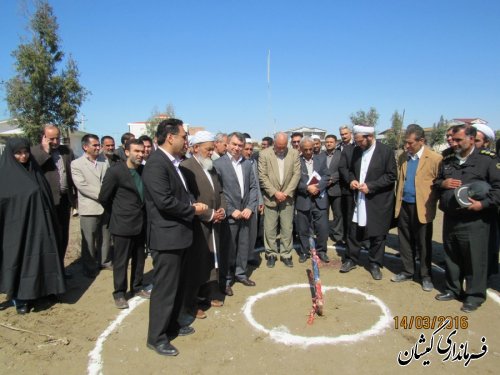 مراسم کلنگ زنی مرکز جامع سلامت شهرستان گمیشان برگزار شد