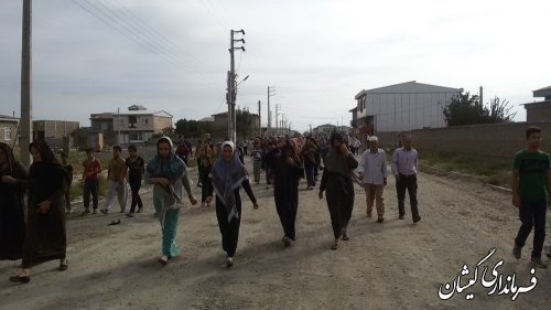 همایش بزرگ پیاده روی خانوادگی در شهرستان گمیشان برگزار شد