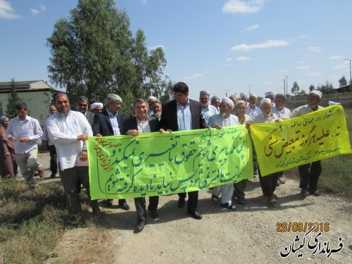 سالمندان سرمایه و نعمتی برای خانواده و جامعه هستند