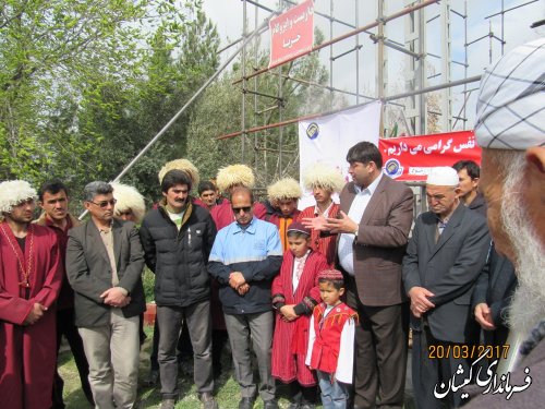 حضور فرماندار گمیشان در لحظه تحویل سال نو در مزار شهدای گمنام شهرستان