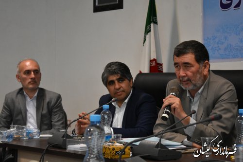جلسه شورای اداری شهرستان گمیشان با حضور سرپرست اداره كل سیاسی برگزار شد 