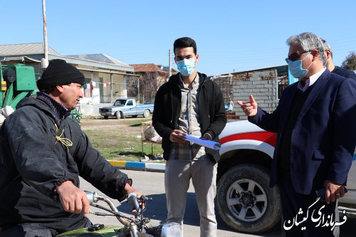 بازدید سرپرست فرمانداری گمیشان از کاروان سیار تزریق واکسن کرونا