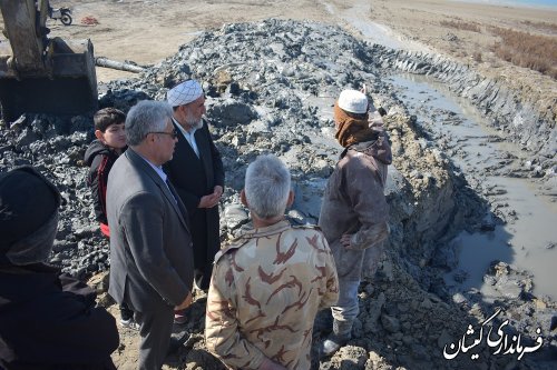 عملیات لایروبی کانال خزر برای بازگشایی مسیر دریا در حال انجام می باشد.