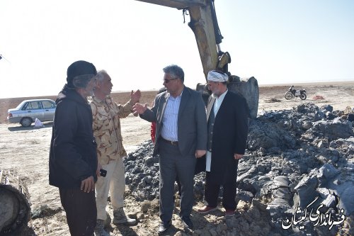 عملیات لایروبی کانال خزر برای بازگشایی مسیر دریا در حال انجام می باشد.