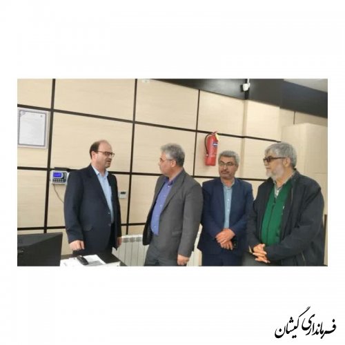 بازدید فرماندار گمیشان از شعب بانک 