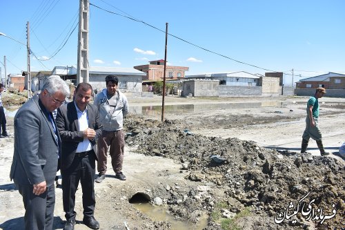 بازدید فرماندار گمیشان از مراحل اصلاح شبکه آب شرب شهر گمیش تپه