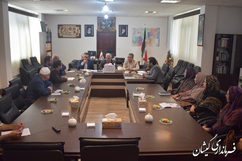 اولین جلسه انجمن کتابخانه های عمومی در شهرستان گمیشان برگزار شد.