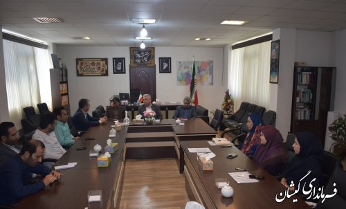نشست فرماندار گمیشان با همکاران فرمانداری