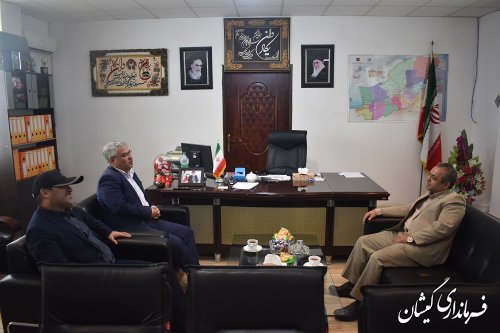 دیدار و نشست فرماندار شهرستان گمیشان با رئیس هیئت نظارت بر انتخابات شهرستان