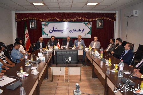 تجلیل از قهرمانان مچ اندازی شهرستان با حضور رییس فدراسیون بدنسازی و پرورش اندام کشور