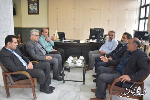 بازدید فرماندار گمیشان از شعبه مرکزی بانک ملی شهرستان