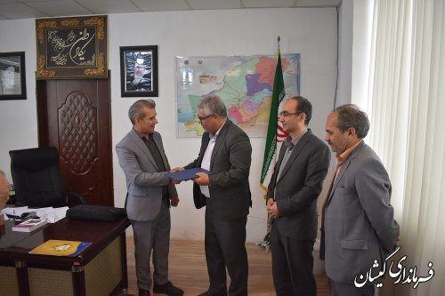 تودیع و معارفه رییس اداره پست شهرستان گمیشان