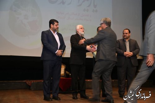 تجلیل استاندار گلستان از فرماندار گمیشان