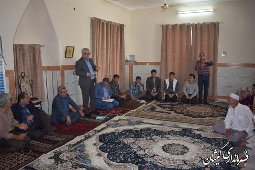 برگزاری میز خدمت در روستای قرمسه شهرستان گمیشان