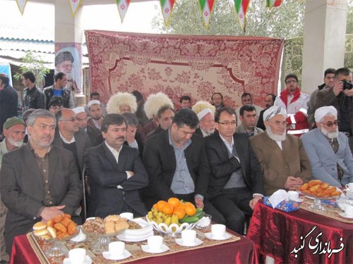 برگزاری جشن انقلاب در نقطه مرزی اینچه برون 