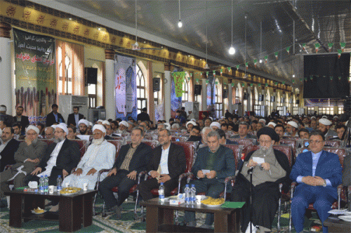 نورمفیدی: جوانان با زور نماز خوان نمی شوند