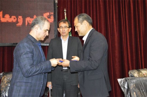 در چارت جدید, فرمانداری ویژه سه معاونت دارد